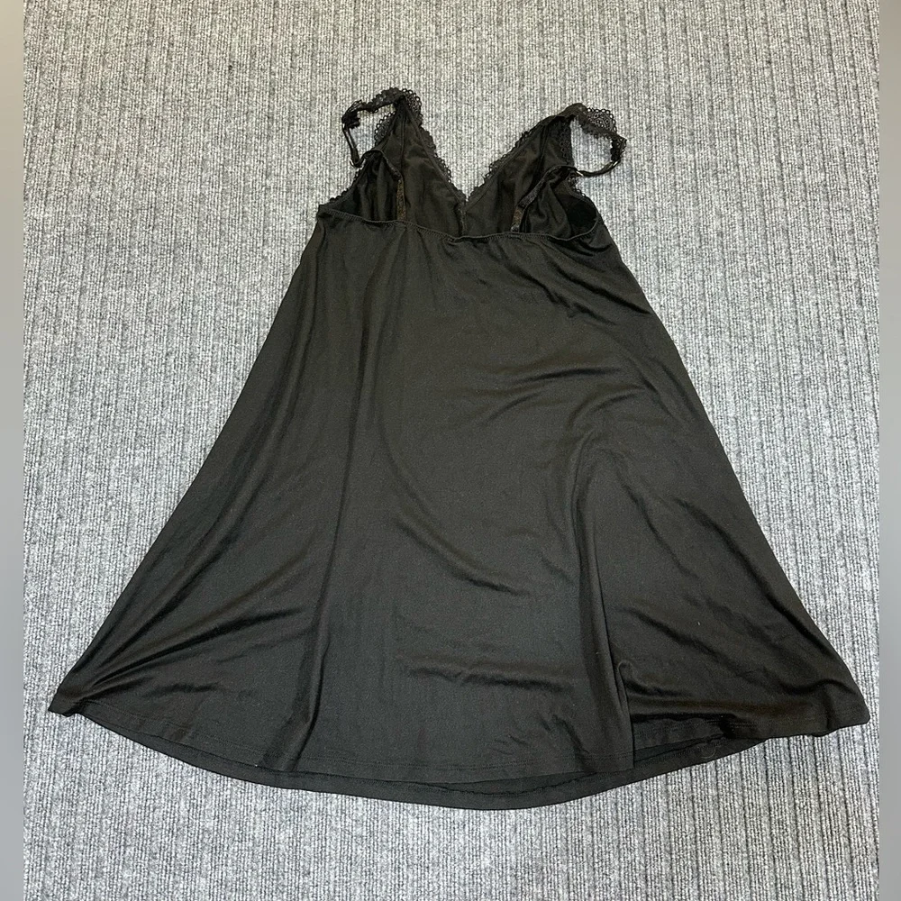 Flora Nikrooz‎ chemise or slip dress